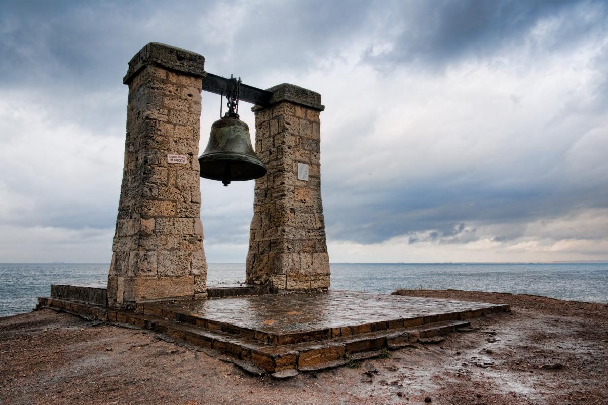 Chersonesos_Bell_1.jpg