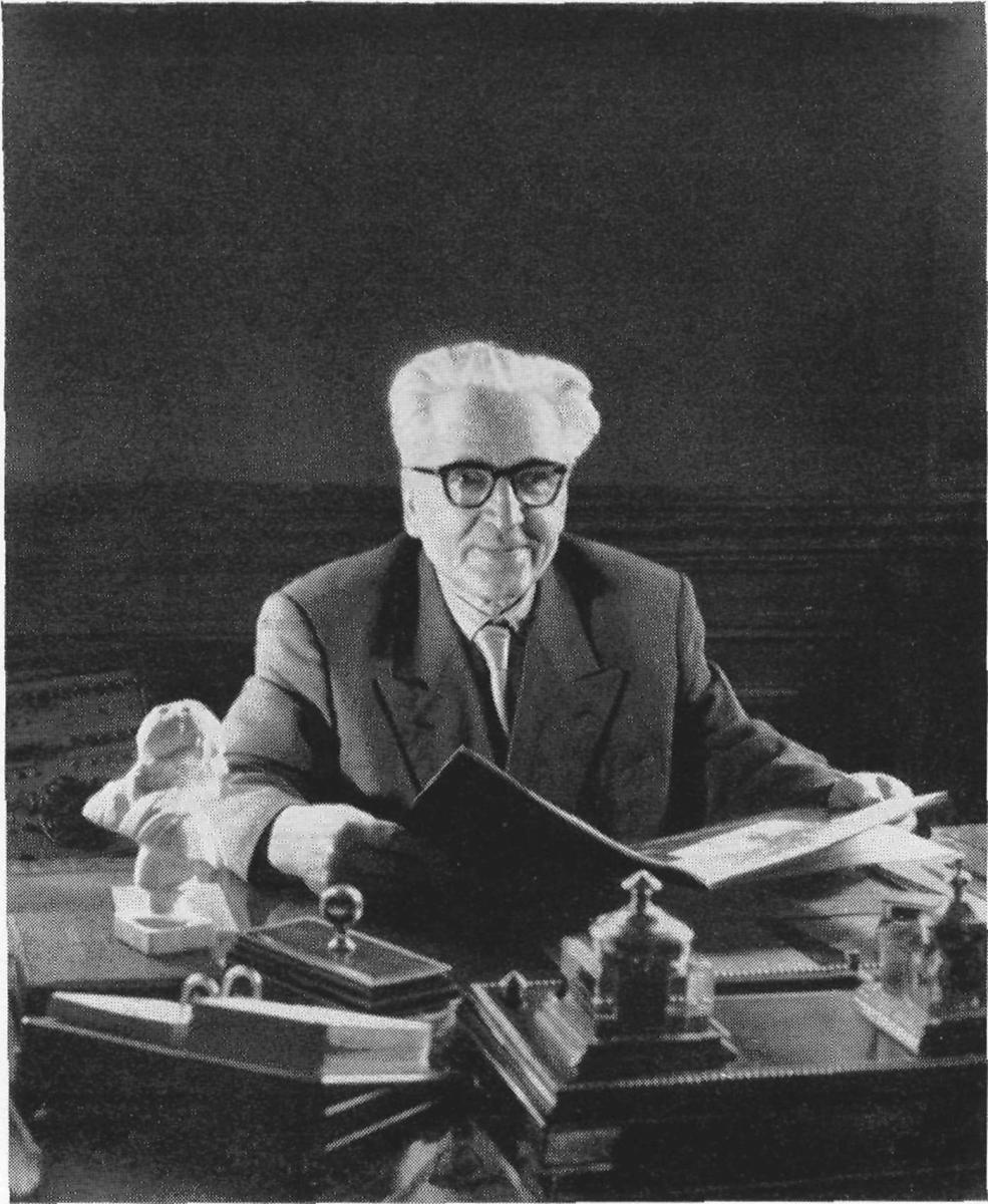 artamonov-mi-1898-1972.jpg